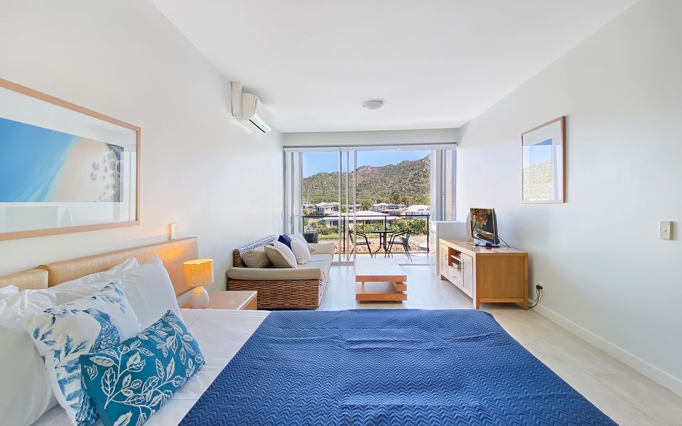 Blue on Blue Studio Room 1322