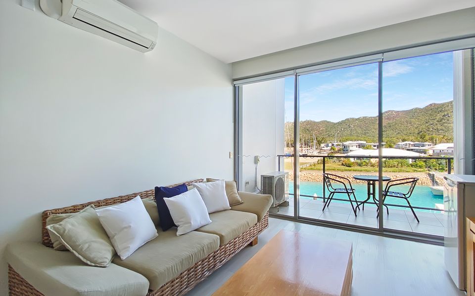 Blue on Blue Studio Room 1322