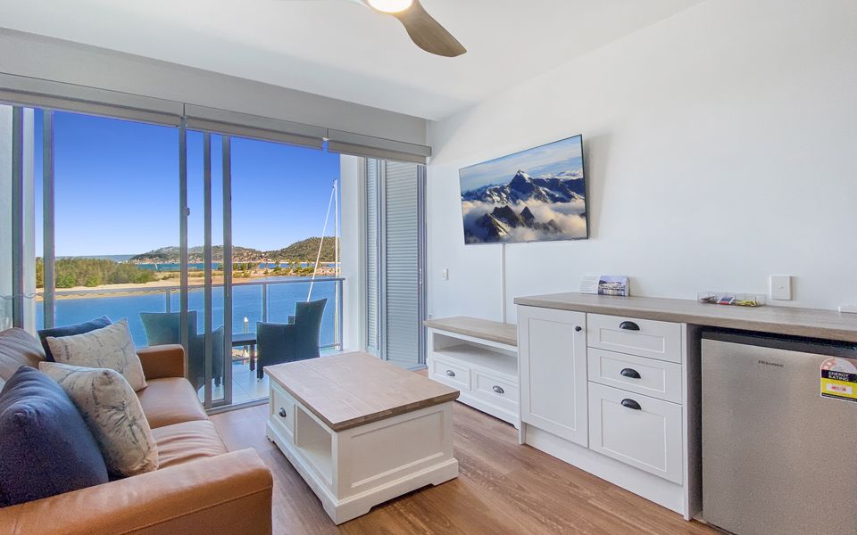 Blue on Blue Studio Room 1362