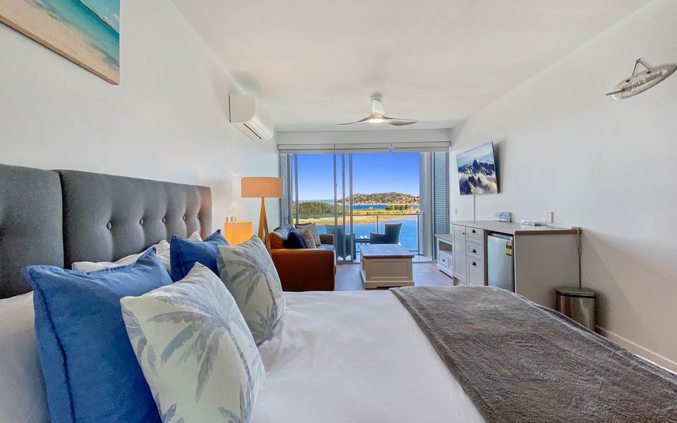 Blue on Blue Studio Room 1362