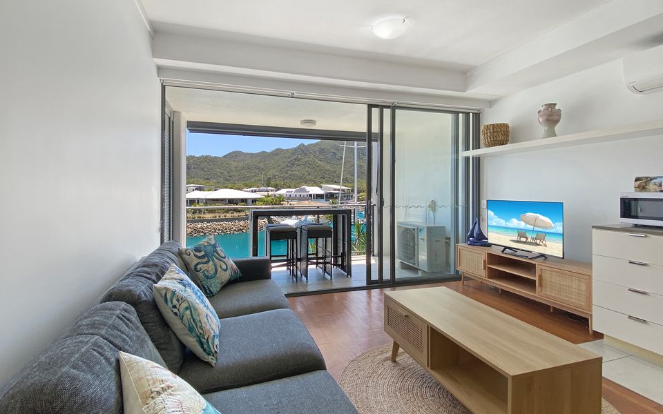 Blue on Blue Superior Studio Room 1221