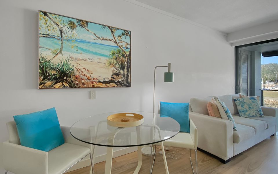 Blue on Blue Superior Studio Room 1241