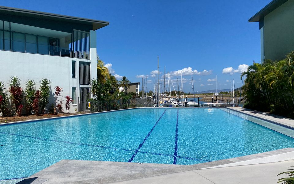 Blue on Blue Superior Studio Room 1271