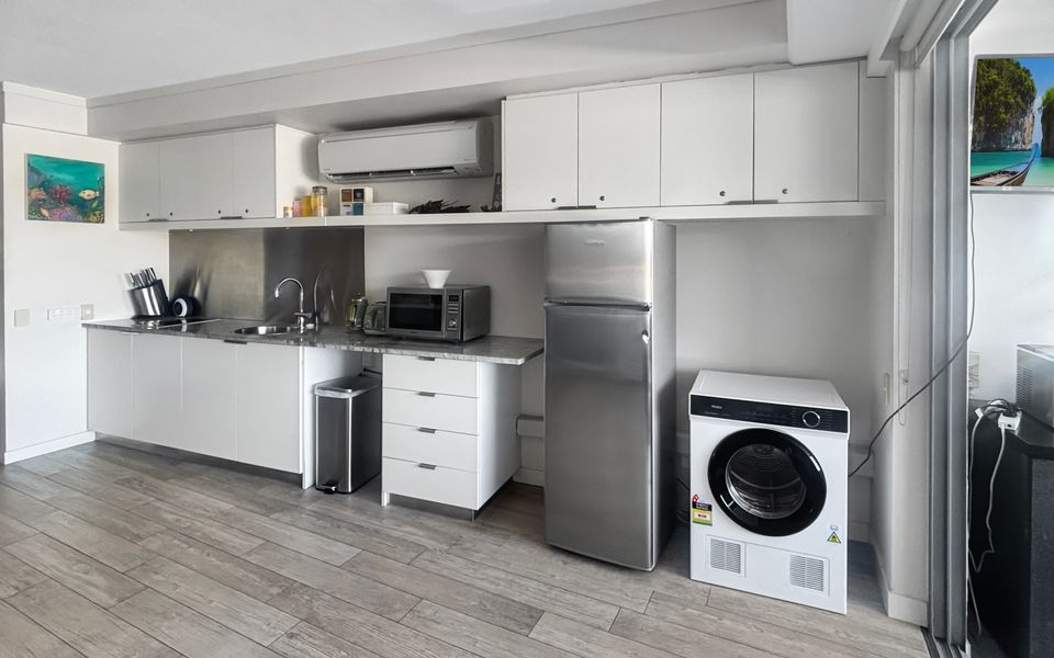 Blue on Blue Superior Studio Room 1271