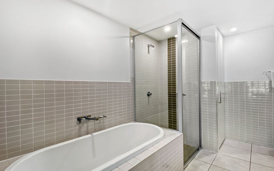 Blue on Blue Superior Studio Room 1321