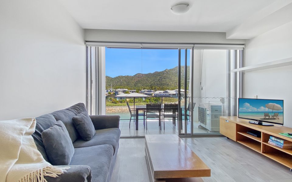 Blue on Blue Superior Studio Room 1321