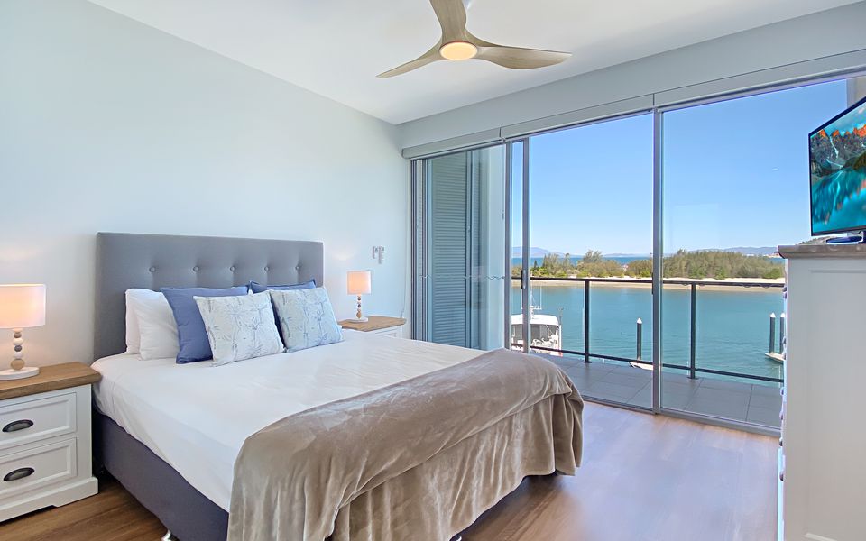 Blue on Blue Apartment 1361