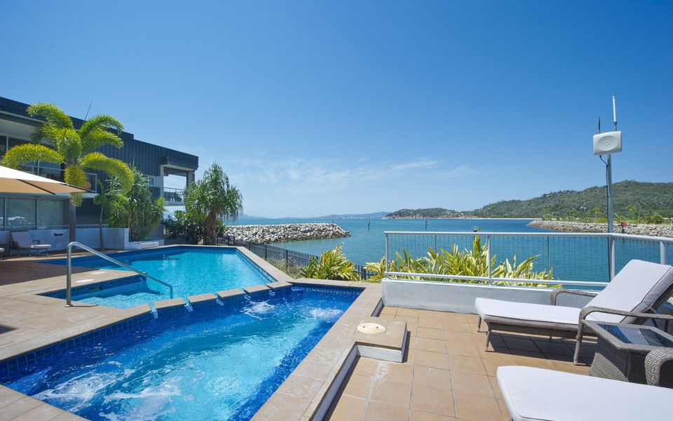 1 Bright Point Apartment 2303 - Pool Area