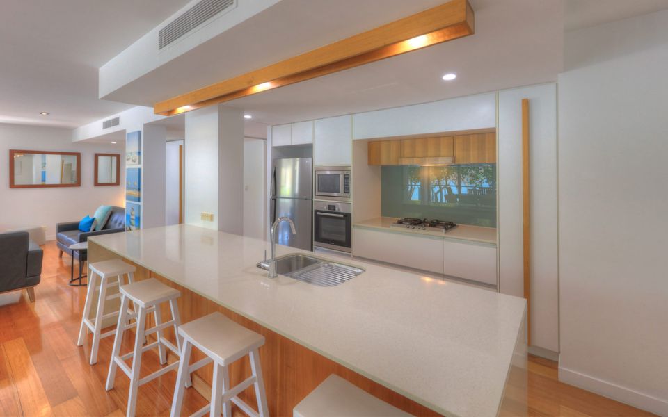 Maggies Beachfront Apt. 10