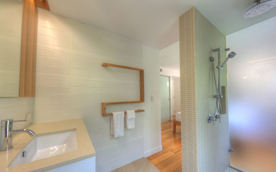 Maggies Beachfront Apt. 11