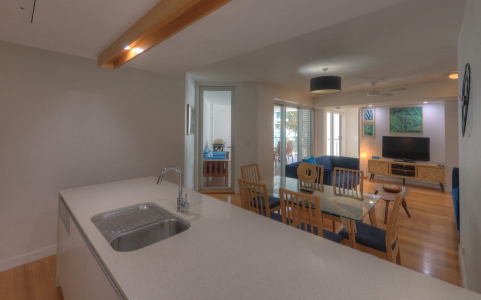 Maggies Beachfront Apt. 11