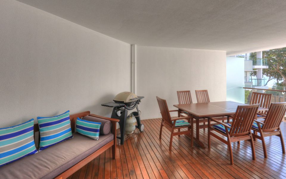 Maggies Beachfront Apt. 11