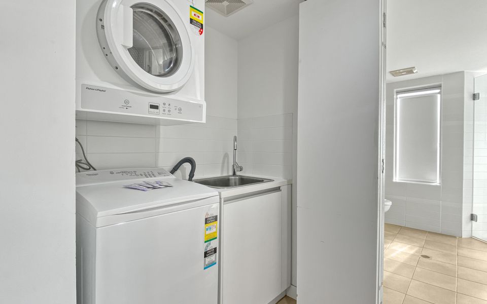 Maggies Beachfront Apt. 12