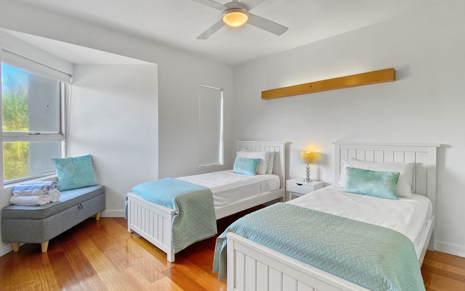 Maggies Beachfront Apt. 12