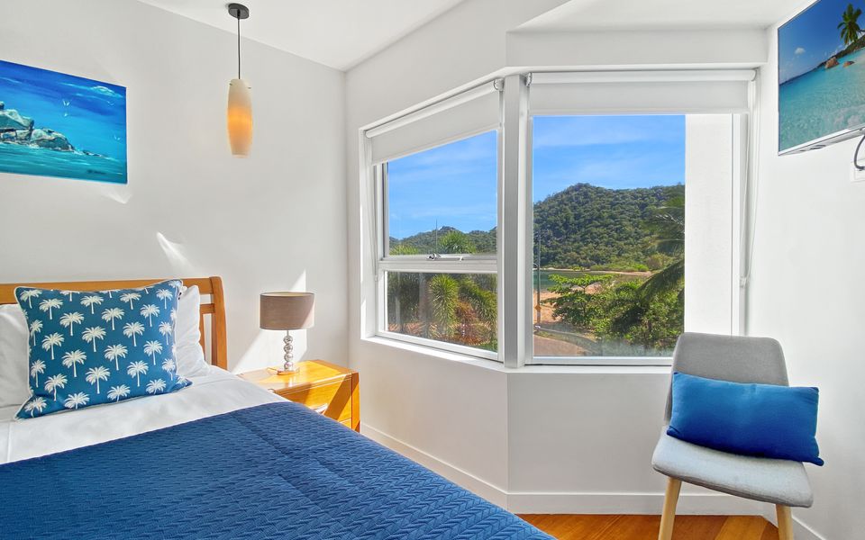 Maggies Beachfront Apt. 12