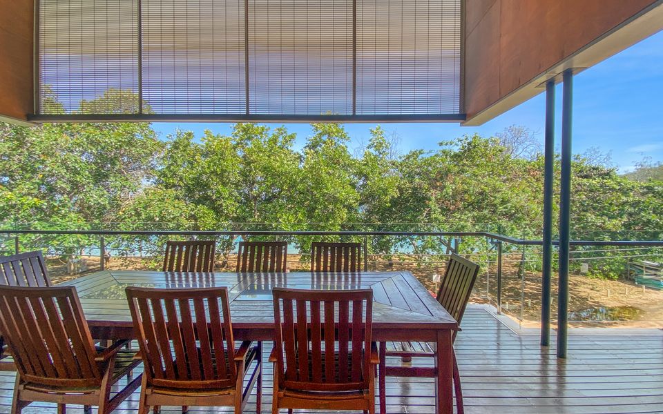 Maggies Beachfront Apt. 12