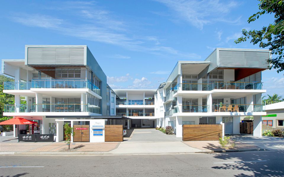 Maggies Beachfront Apt. 13