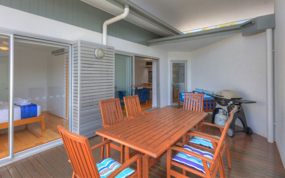 Maggies Beachfront Apt. 13