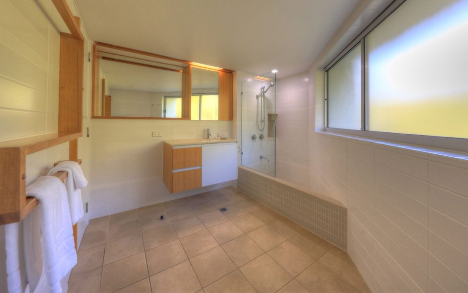 Maggies Beachfront Apt. 13