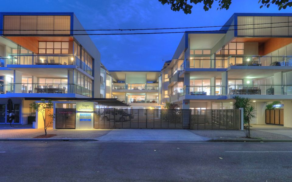 Maggies Beachfront Apt. 13