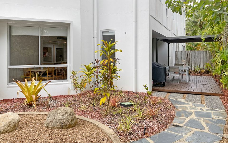 Maggies Beachfront Apt. 2