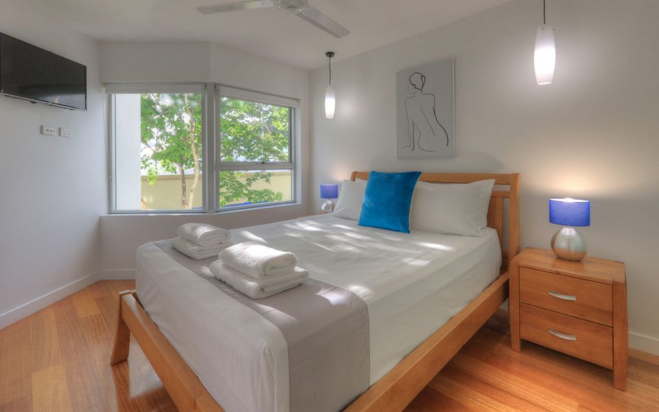 Maggies Beachfront Apt. 3