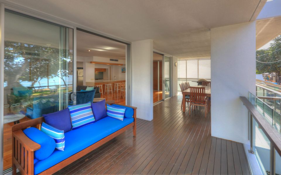 Maggies Beachfront Apt. 3