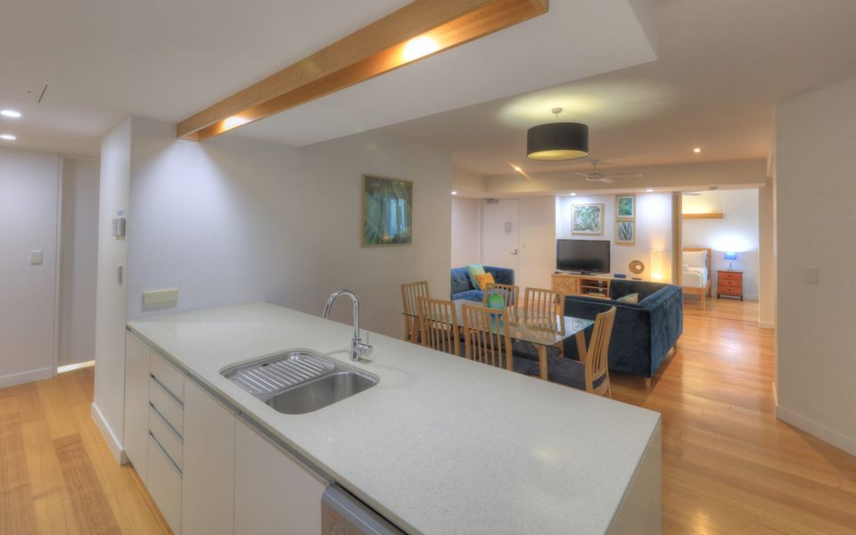 Maggies Beachfront Apt. 4