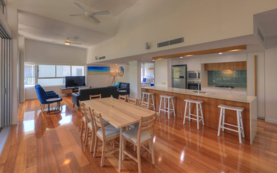 Maggies Beachfront Apt. 5