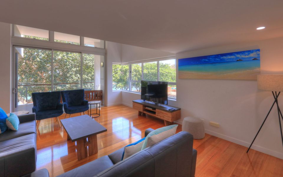 Maggies Beachfront Apt. 5