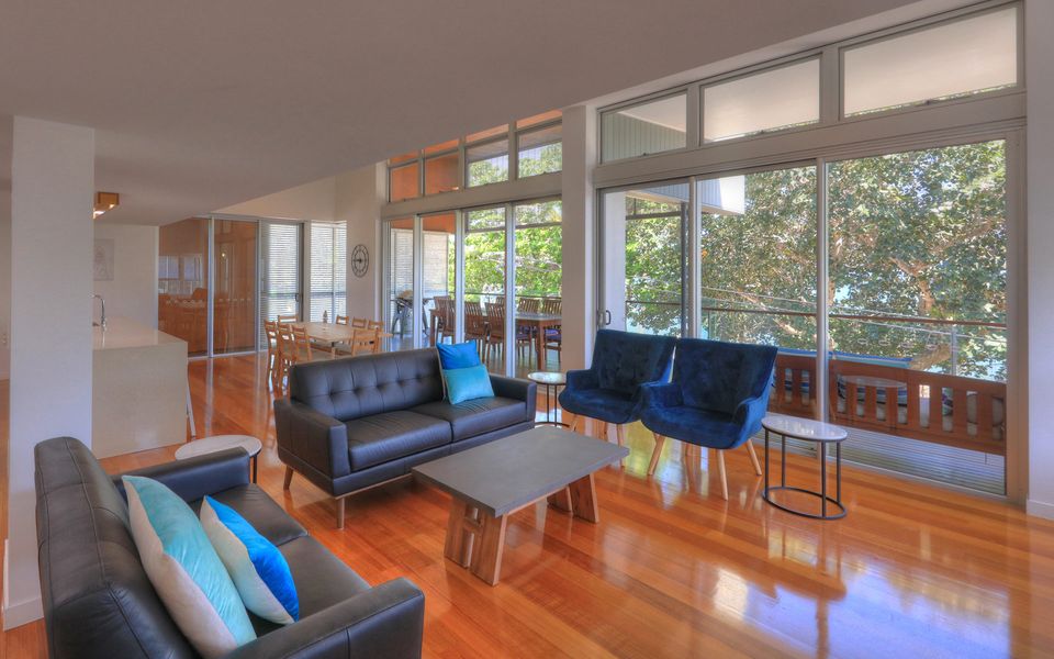 Maggies Beachfront Apt. 5