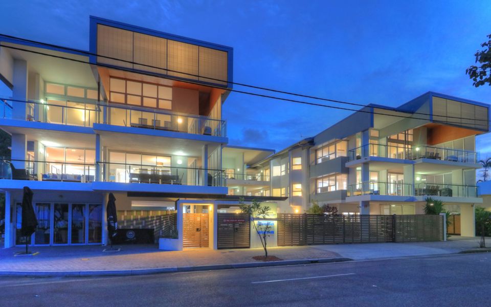 Maggies Beachfront Apt. 7