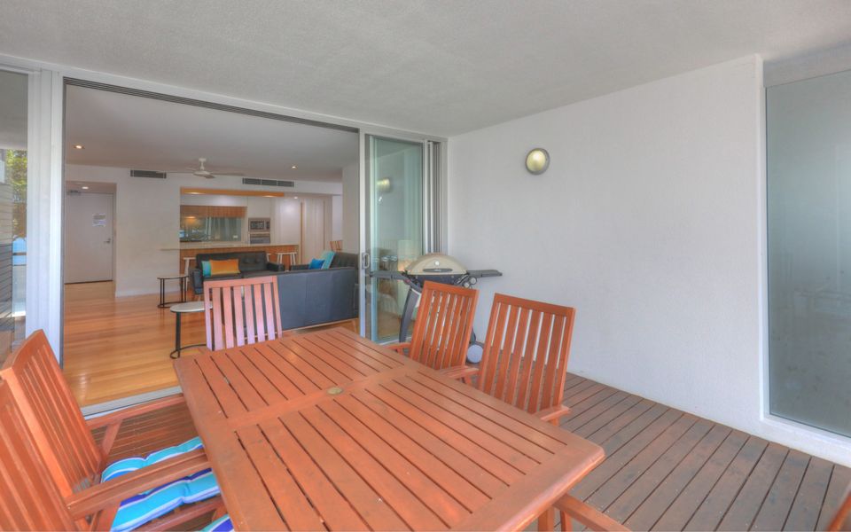 Maggies Beachfront Apt. 7