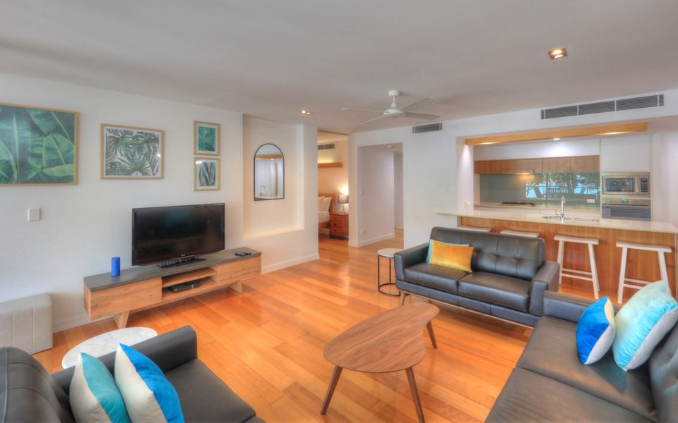 Maggies Beachfront Apt. 7