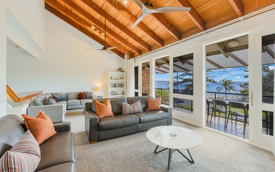 208 Marine Parade – Snapper Rocks / Rainbow Bay Beachfront