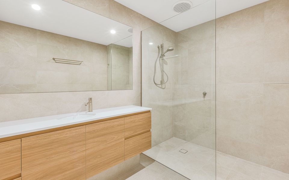 208 Marine Parade – Snapper Rocks / Rainbow Bay Beachfront