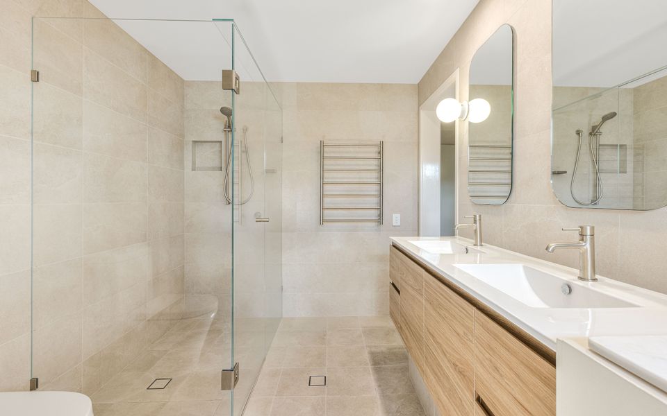 208 Marine Parade – Snapper Rocks / Rainbow Bay Beachfront