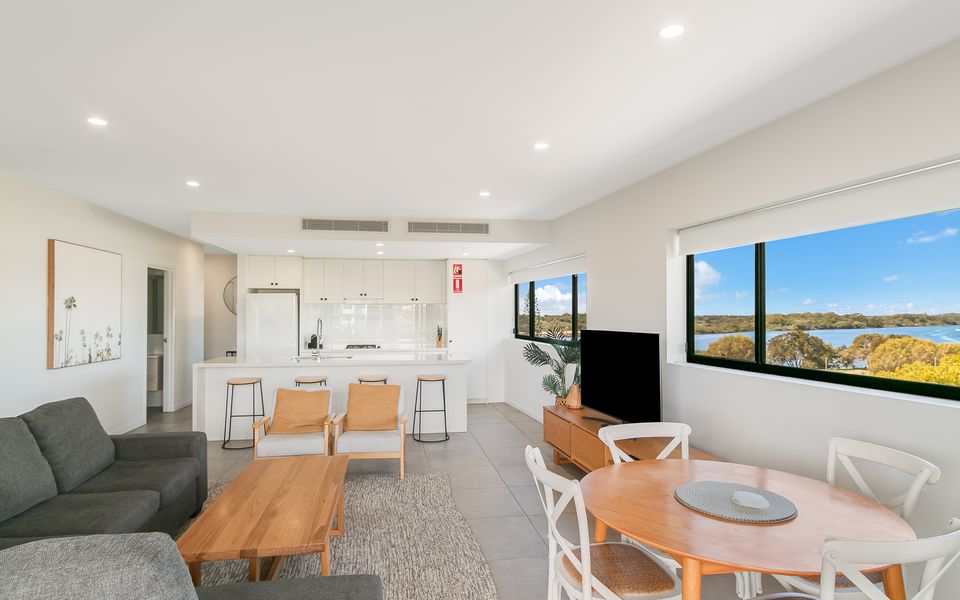 The Ivory 20 – Modern & Pet Friendly in Tweed Heads – Min. 3 night stays!