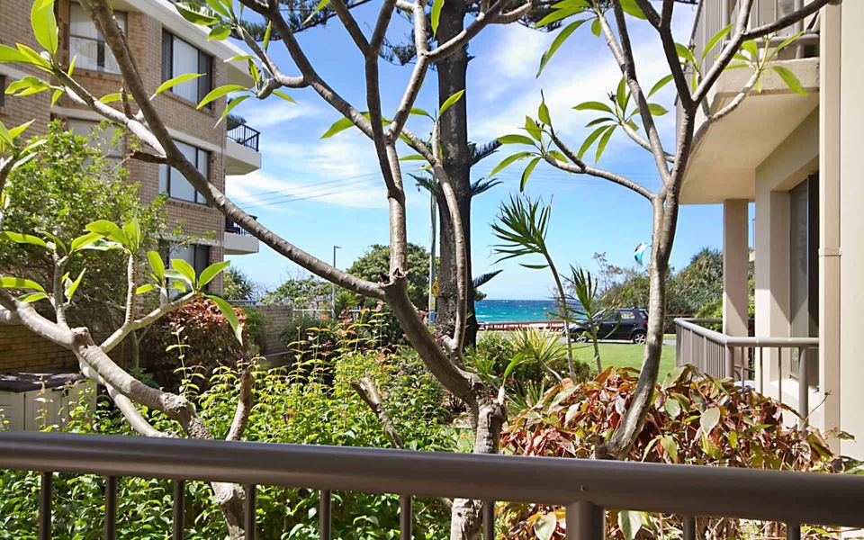 Bilinga Gardens 3 – Bilinga/ North Kirra Beachfront – Min. 3 Night Stays!