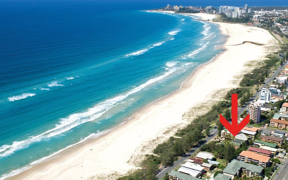 San Chelsea 8 – North Kirra / Bilinga Beachfront Gem – Ground Floor with Luxury Ensuite – Linen Provided!