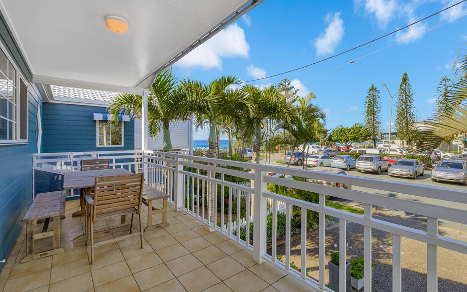 Tugun Beach House – Pet Friendly & Perfect for Families! Min. 3 night stays!