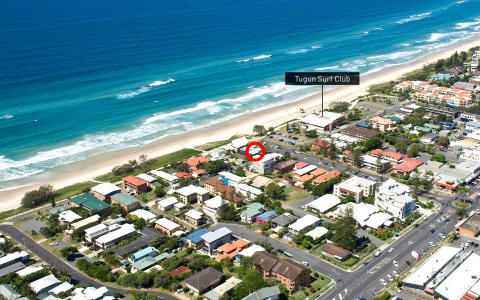 Tugun Beach House – Pet Friendly & Perfect for Families! Min. 3 night stays!