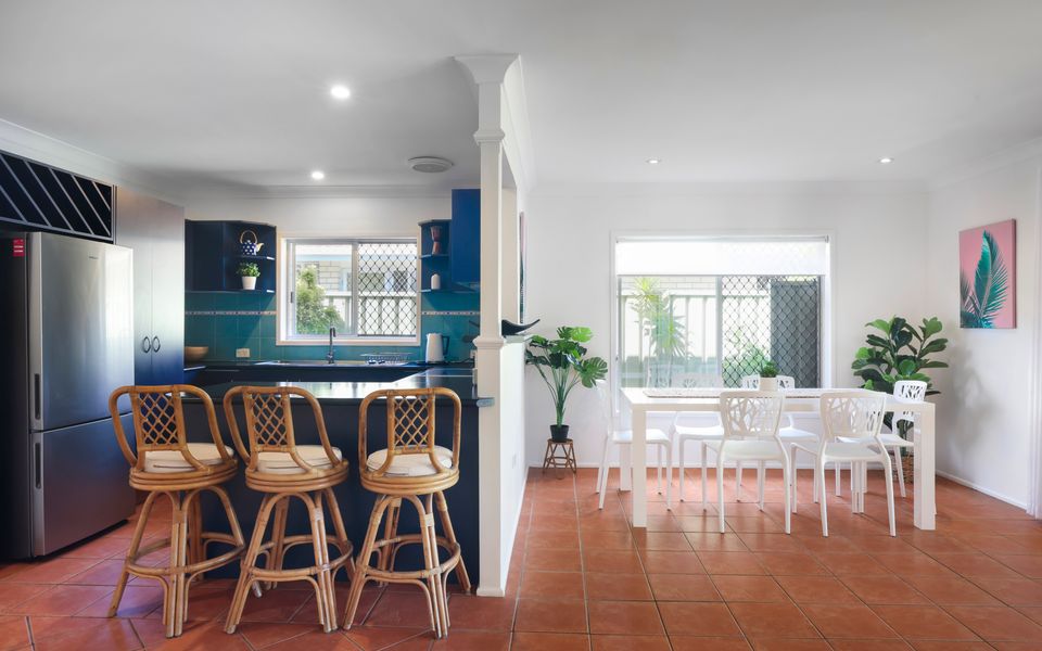 Happy Dayz – Palm Beach Dog Friendly Beach House – 3 Night Min. Stays!