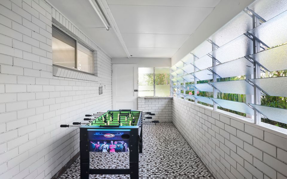 Happy Dayz – Palm Beach Dog Friendly Beach House – 3 Night Min. Stays!