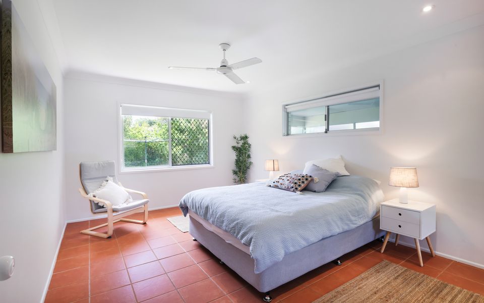 Happy Dayz – Palm Beach Dog Friendly Beach House – 3 Night Min. Stays!