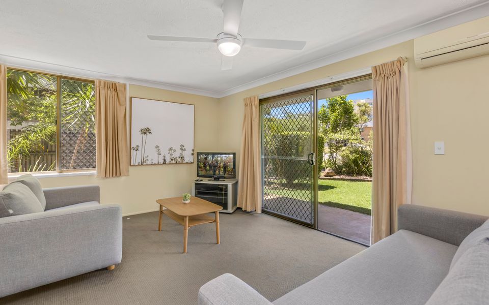 Kirra Belle 1 – Central Kirra – Pet Friendly – Min. 3 Night Stays!