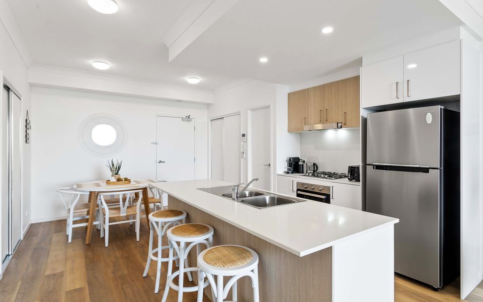 Escape at Evolve 602 – Luxury Apartment in Central Location – Min. 3 night stays!