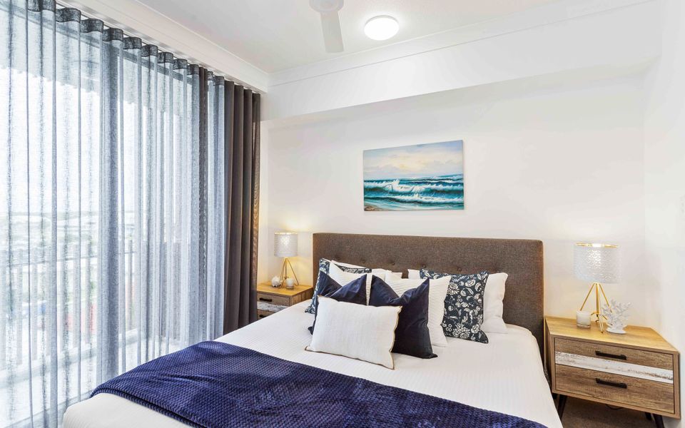 Escape at Evolve 602 – Luxury Apartment in Central Location – Min. 3 night stays!