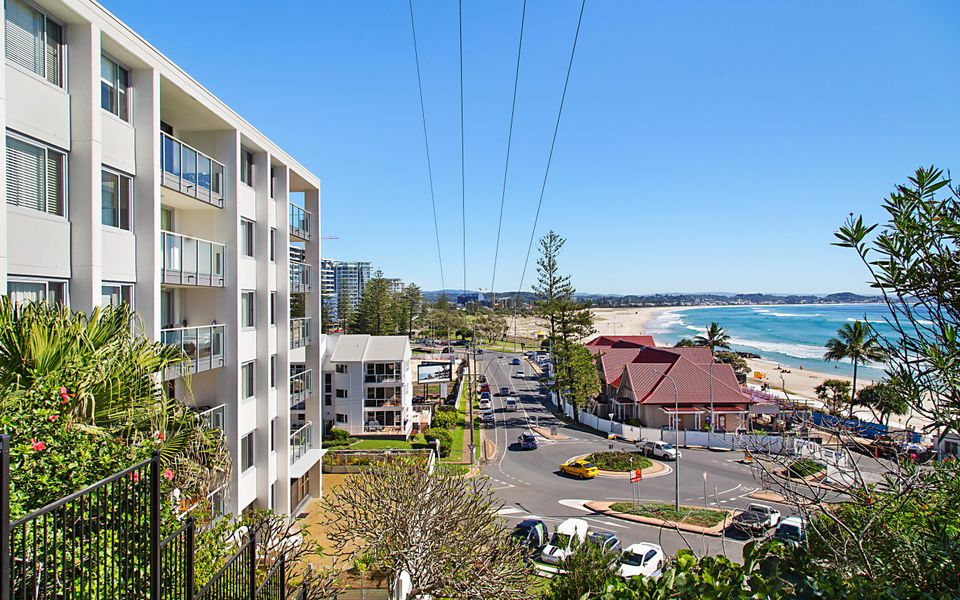 Kirra Gardens 5 – Kirra Point Beachfront – Min. 3. Night Stays!