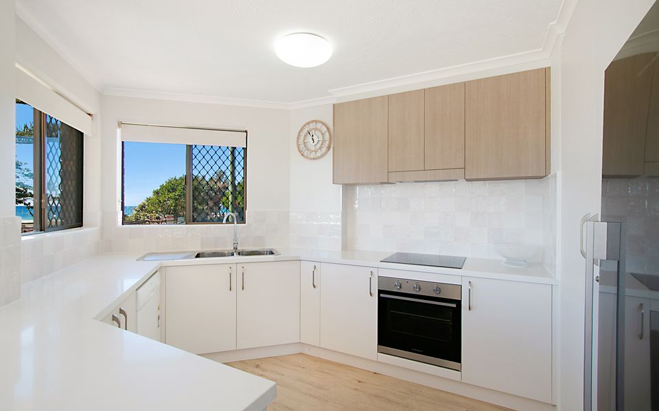 Point View Lodge 2 – Ground Floor Beachfront Bilinga